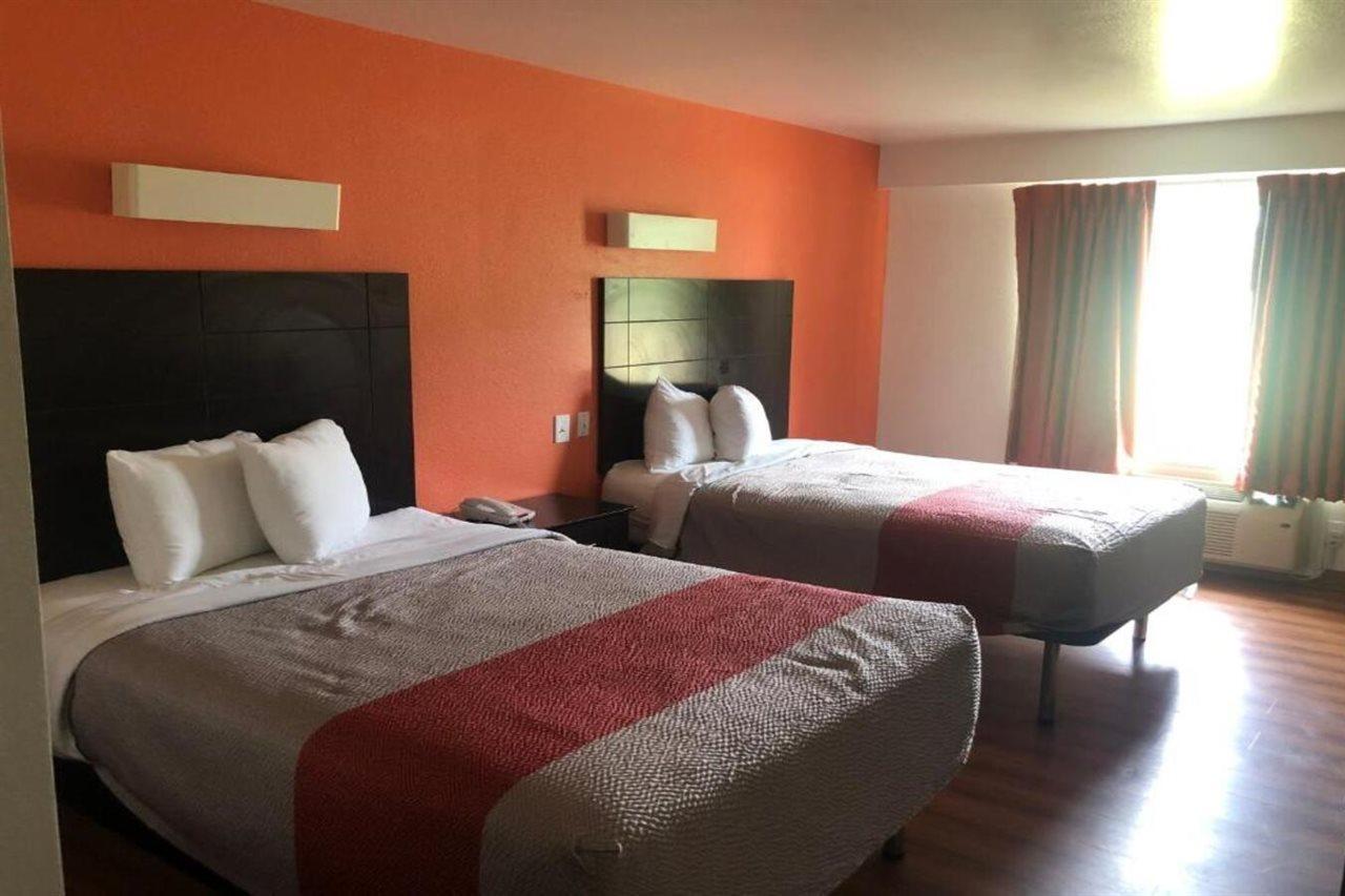 Motel 6 Peoria Buitenkant foto